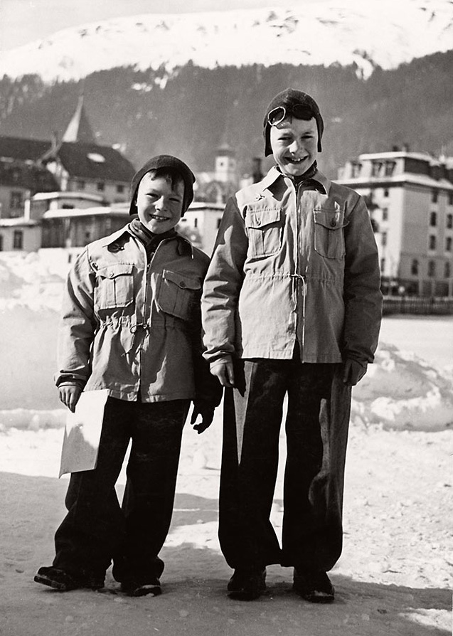 Eigentlich hätte Balthasar – hier mit seinem älteren Bruder Thomas in Davos – die Nachfolge seines Vaters Willy Fischer antreten sollen, doch er starb völlig überraschend im Alter von nur 14 Jahren.